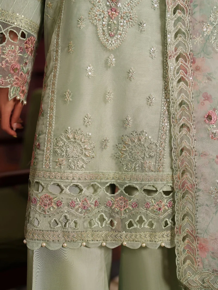 EMBROIDERED ORAGANZA PARTY WEAR SUIT 3 PC