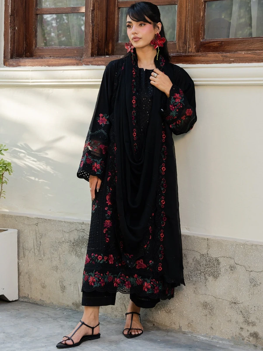 EMBROIDERED LAWN FORMAL SUIT 3 PC