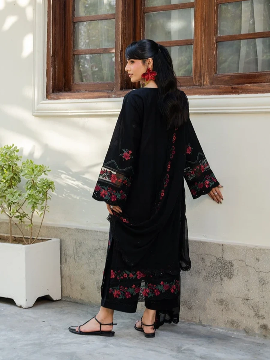 EMBROIDERED LAWN FORMAL SUIT 3 PC