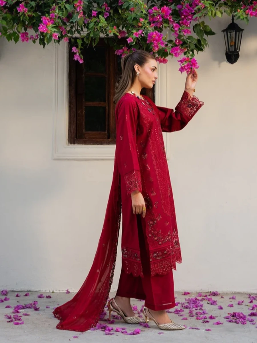 EMBROIDERED LAWN SUIT 3 PC
