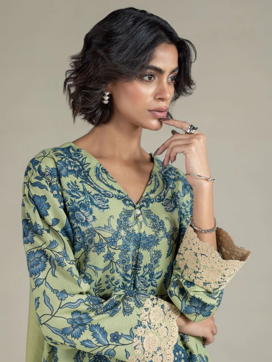 V-CUT KURTA