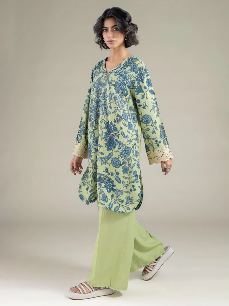 V-CUT KURTA