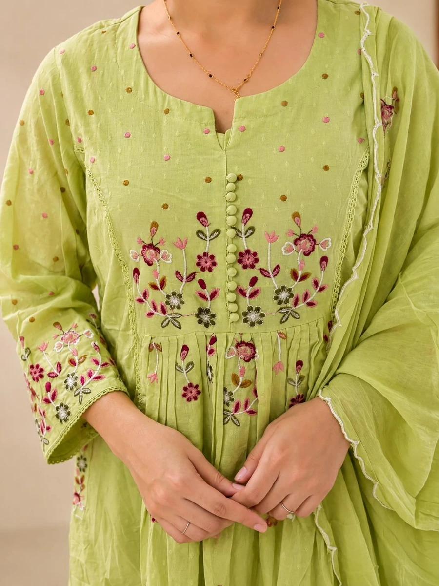 EMBROIDERED SUIT 3 PC
