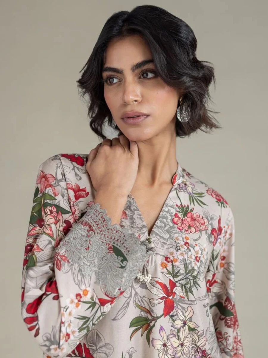 EMBROIDERED LONG KURTA