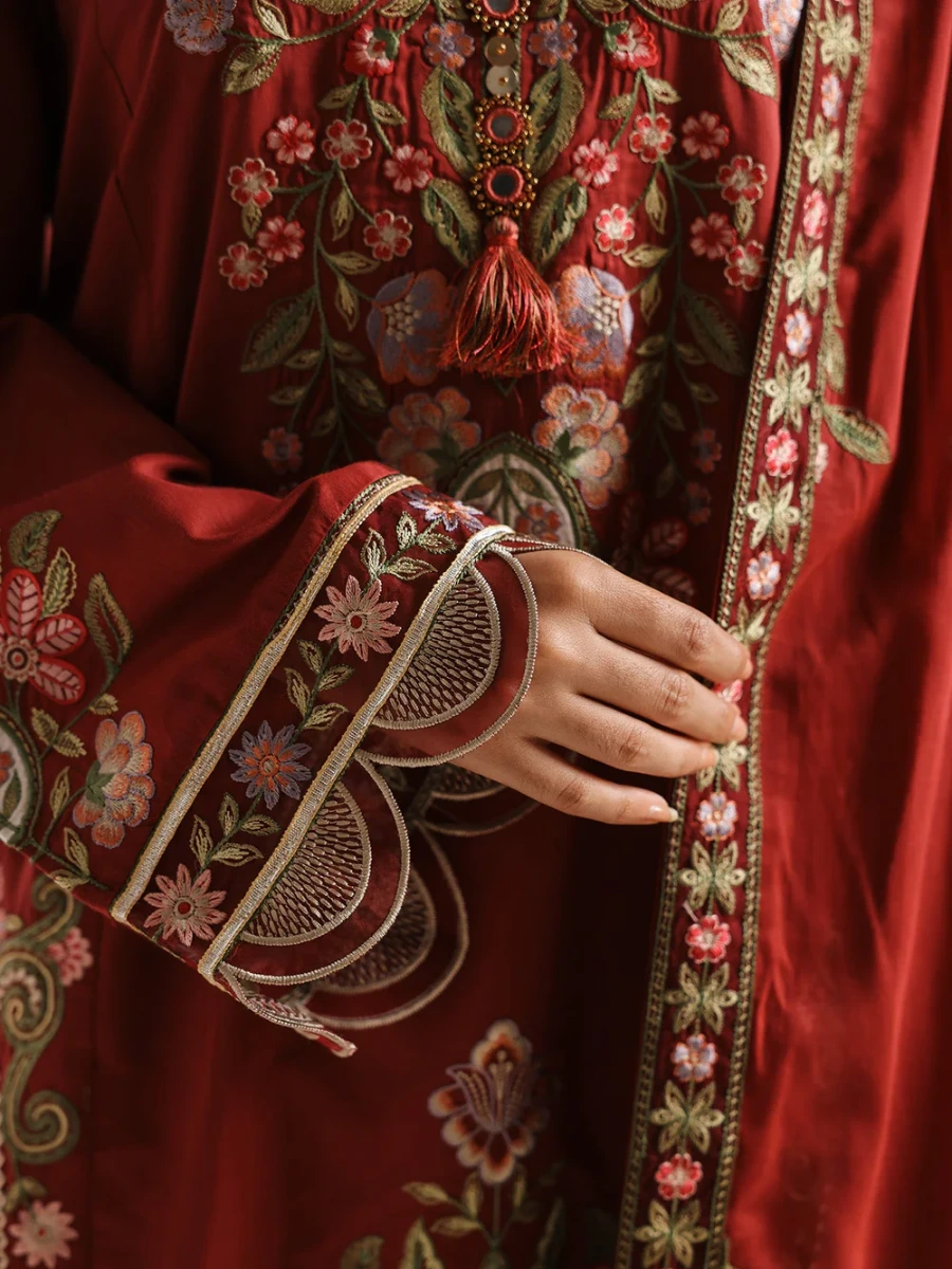 EMBROIDERED SUIT 3 PC