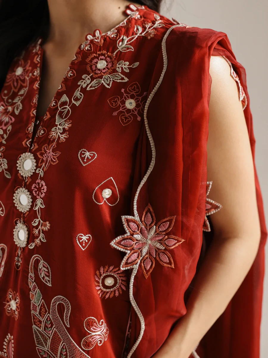 EMBROIDERED SUIT 3 PC