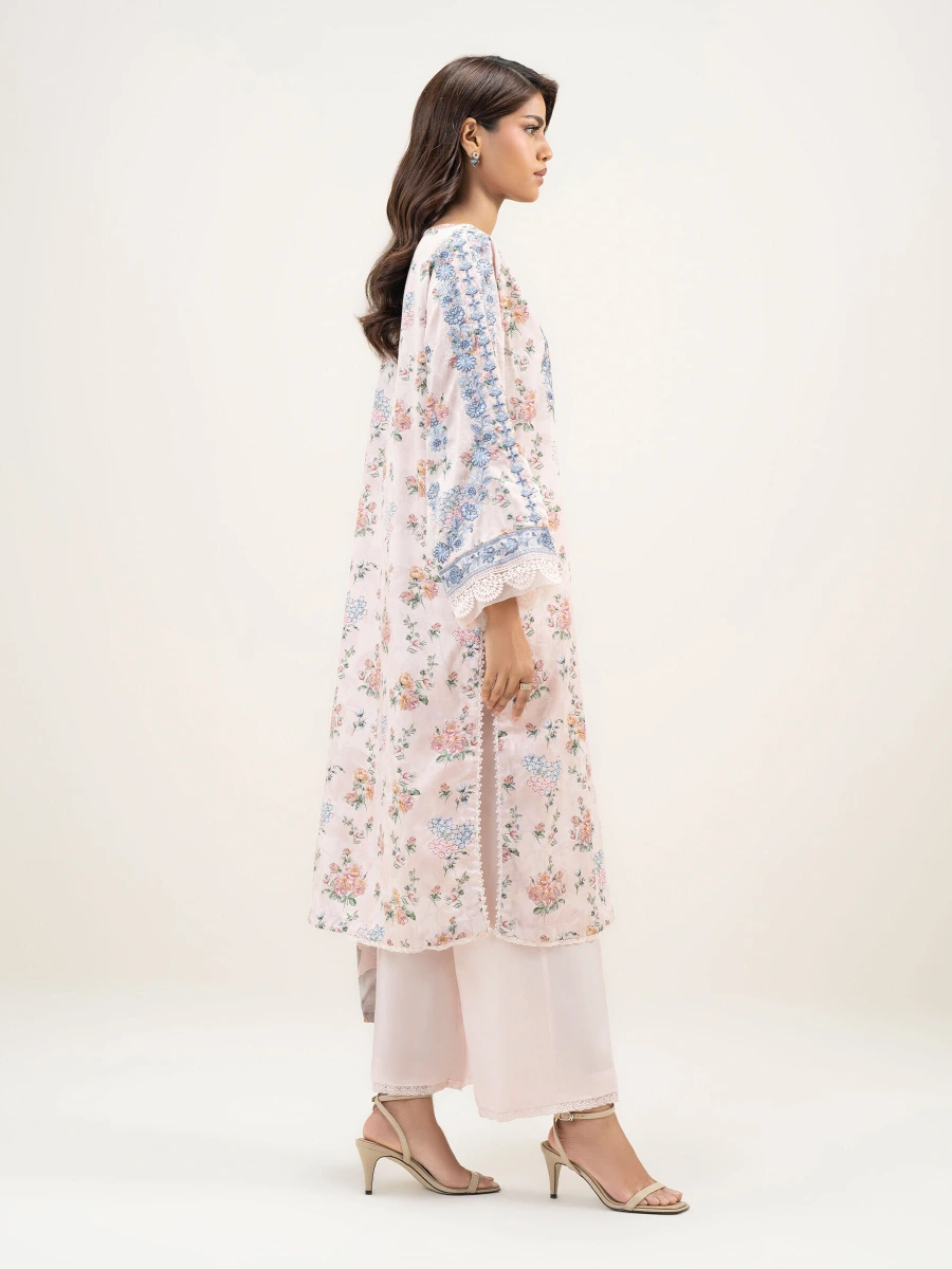 EMBROIDERED LAWN SUIT 3 PC