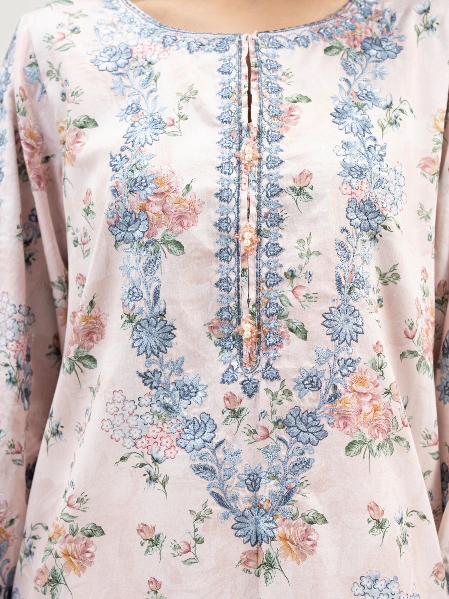 EMBROIDERED LAWN SUIT 3 PC